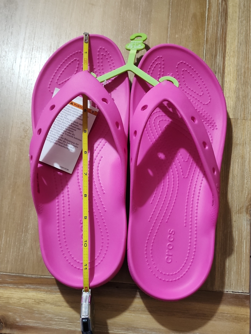 CROCS Women's Bright Pink Flip Flop Sandals